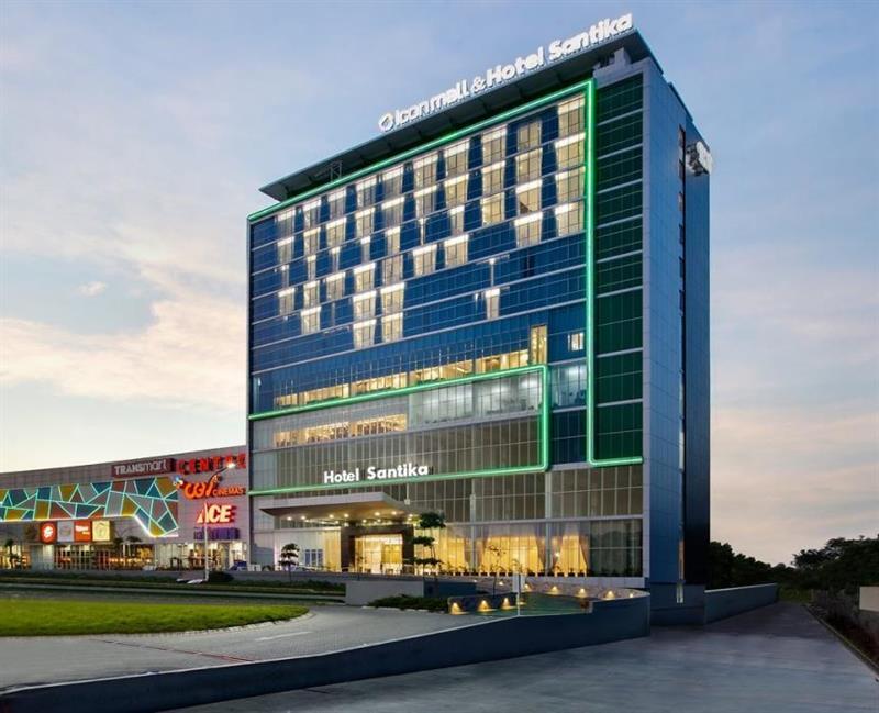 Hotel Santika Gresik Экстерьер фото